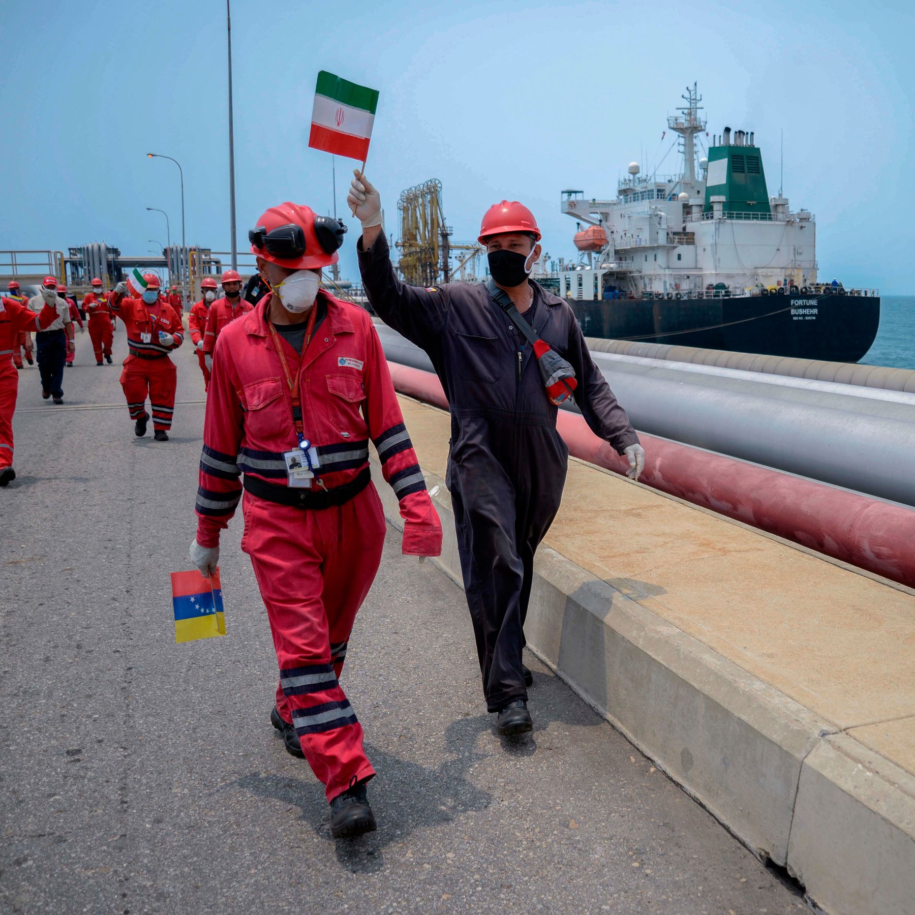 Oil-Starved Venezuela Celebrates Arrival of Tankers from Iran in 2010 (Getty)